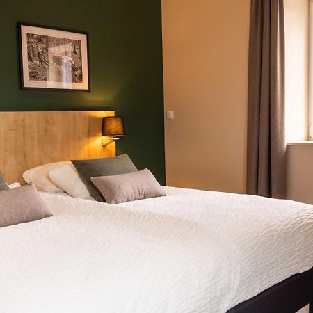 Logis Hotel Restaurant & Spa La Rochette Лабарош Екстериор снимка